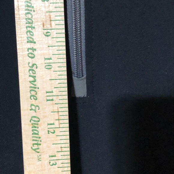 Colts Xl pull over poly/spandex long sleeve pull over. - Picture 5 of 8